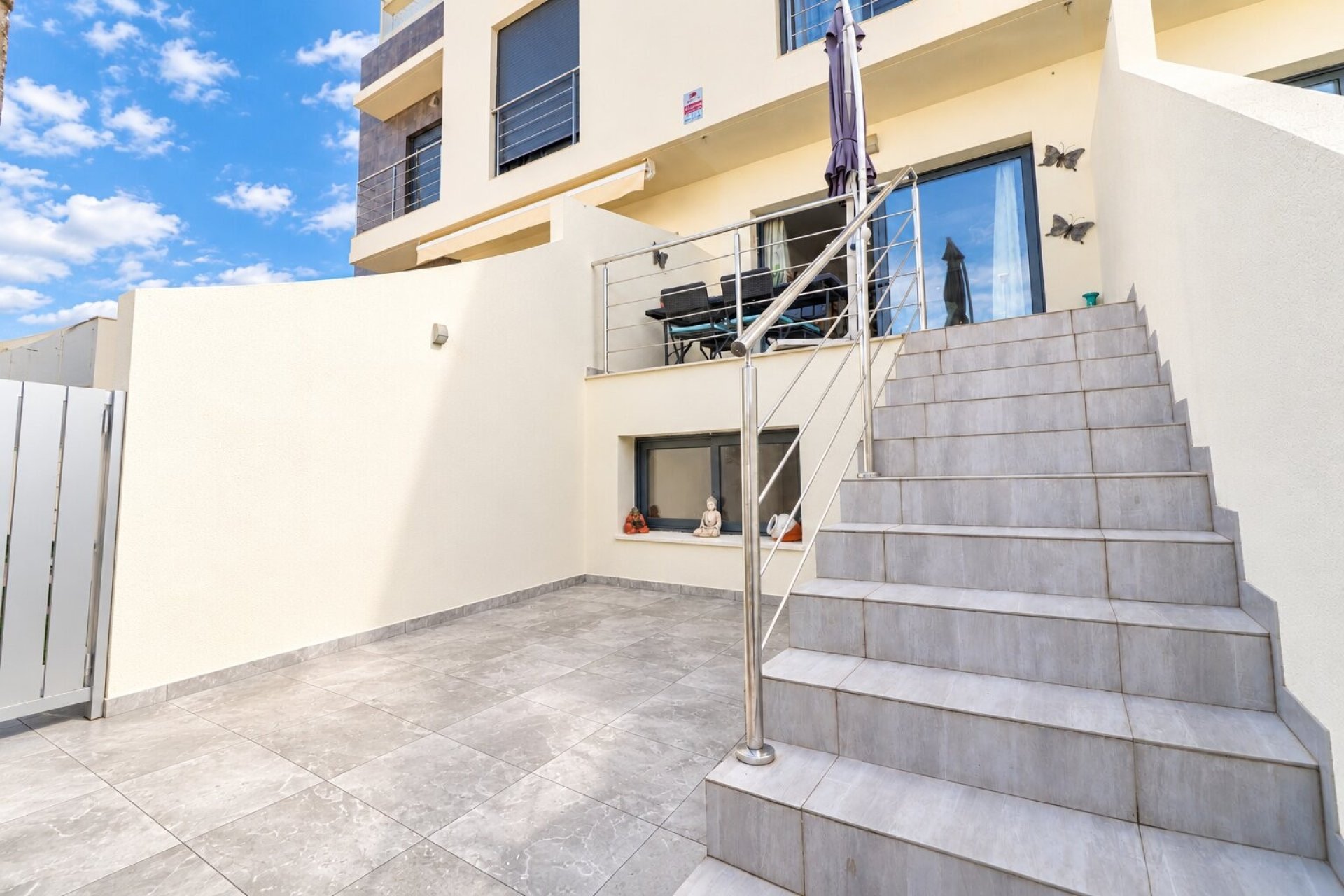 Resale - House - Benijofar