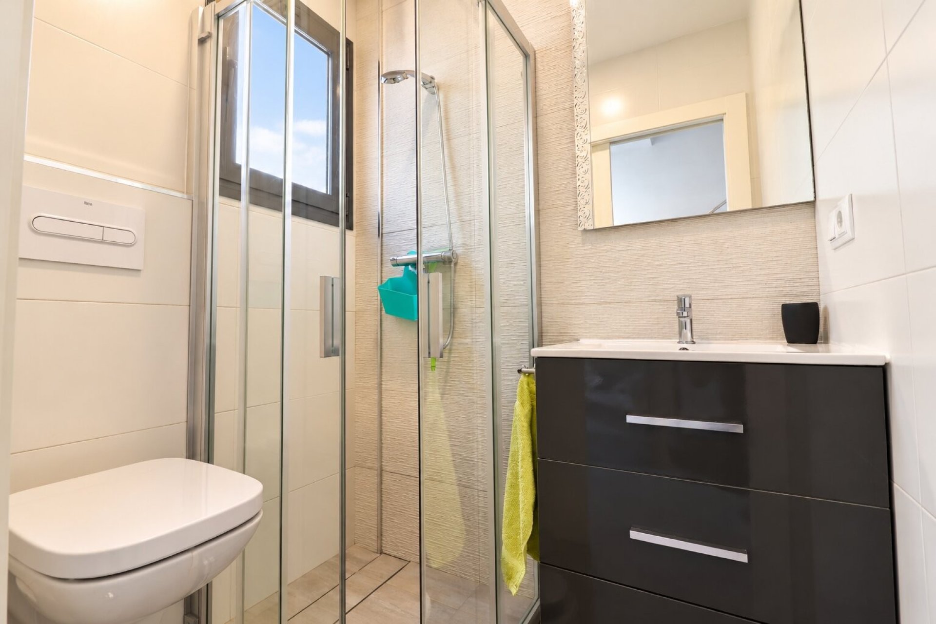 Resale - House - Benijofar