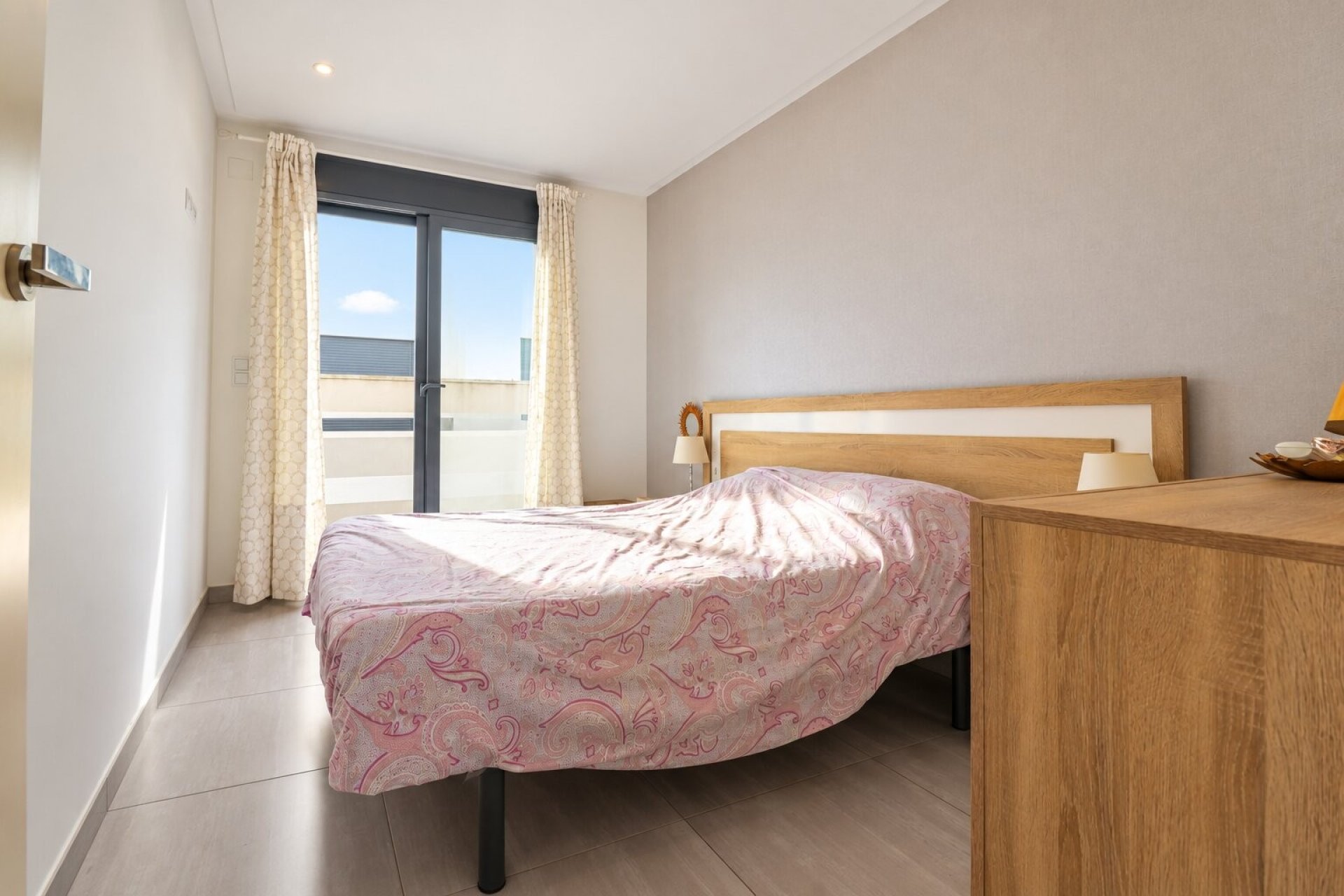 Resale - House - Benijofar
