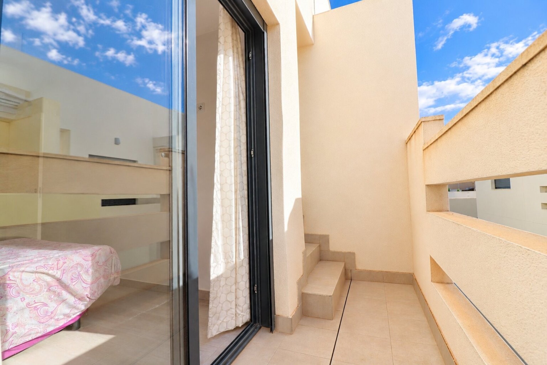 Resale - House - Benijofar
