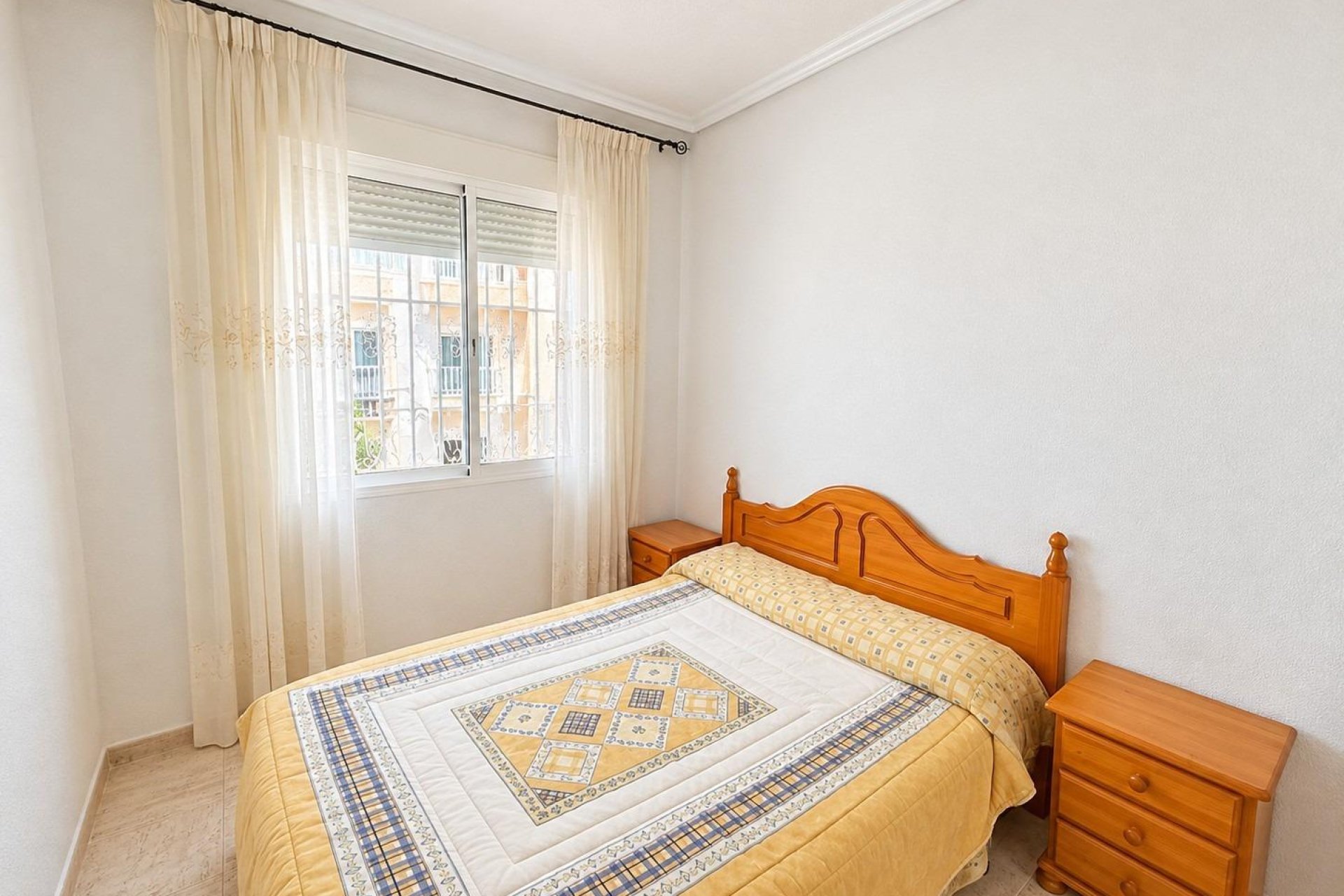 Resale - House - Torrevieja