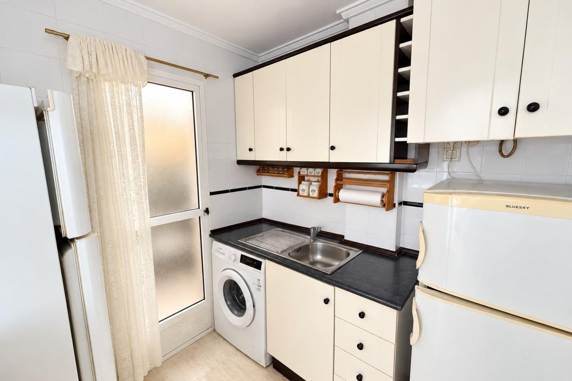 Resale - House - Torrevieja