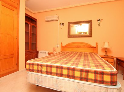 Appartement · Herverkoop - Orihuela Costa · Playa Flamenca · Alicante · Spanje