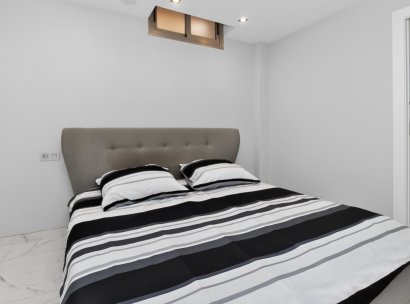 Hus · Återförsäljning - Orihuela Costa · Villamartín · Alicante · Spanien