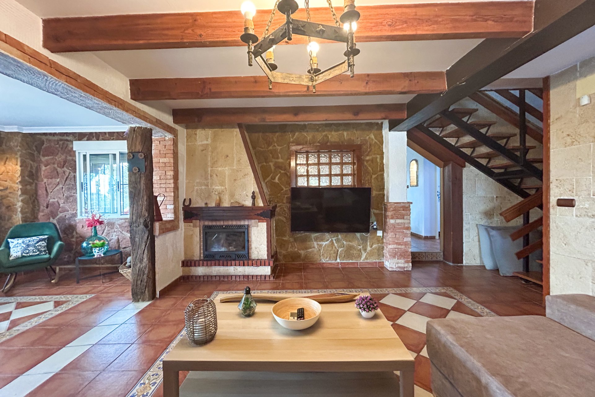 Resale - House - Jacarilla