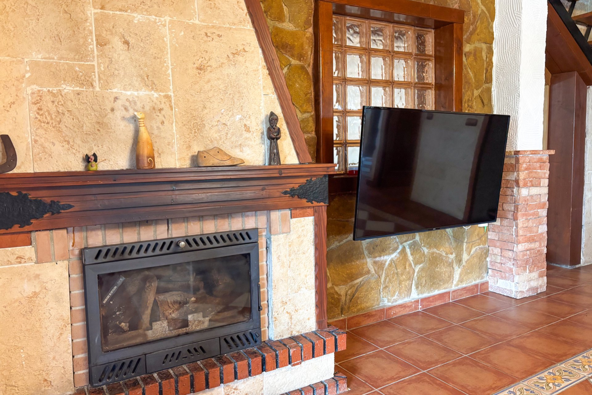 Resale - House - Jacarilla