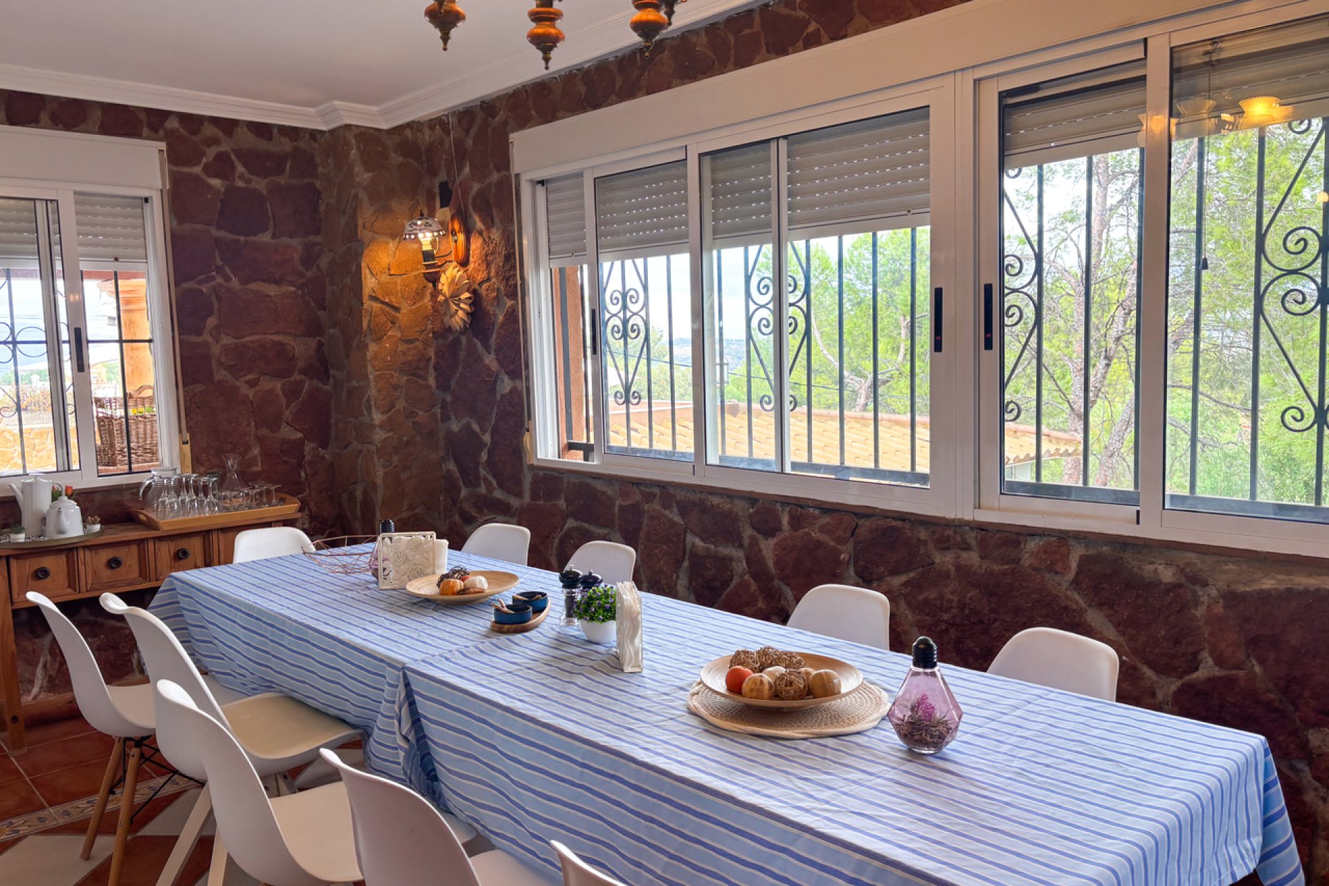 Resale - House - Jacarilla