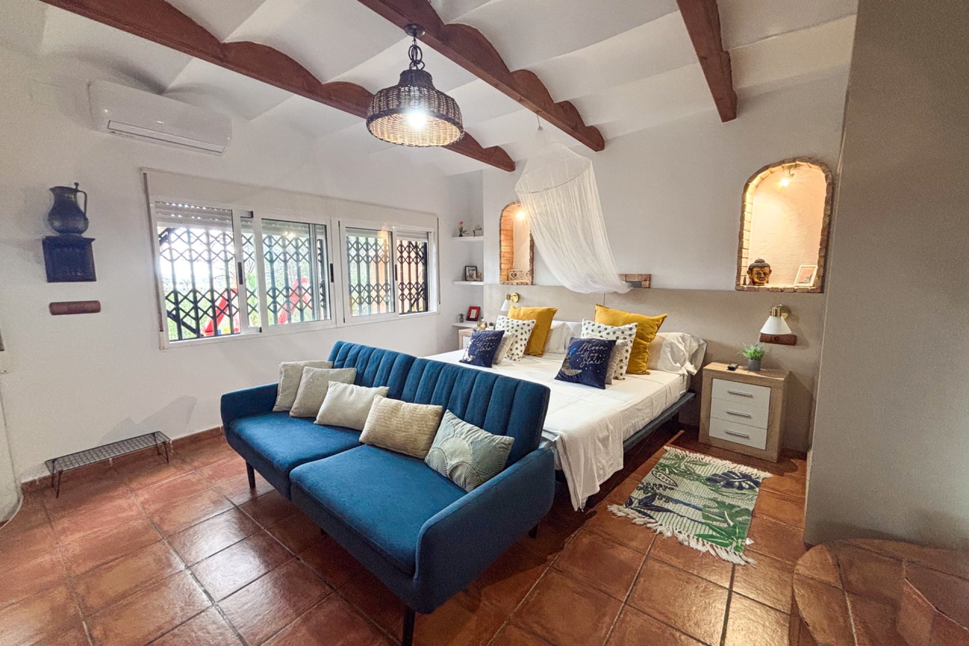 Resale - House - Jacarilla