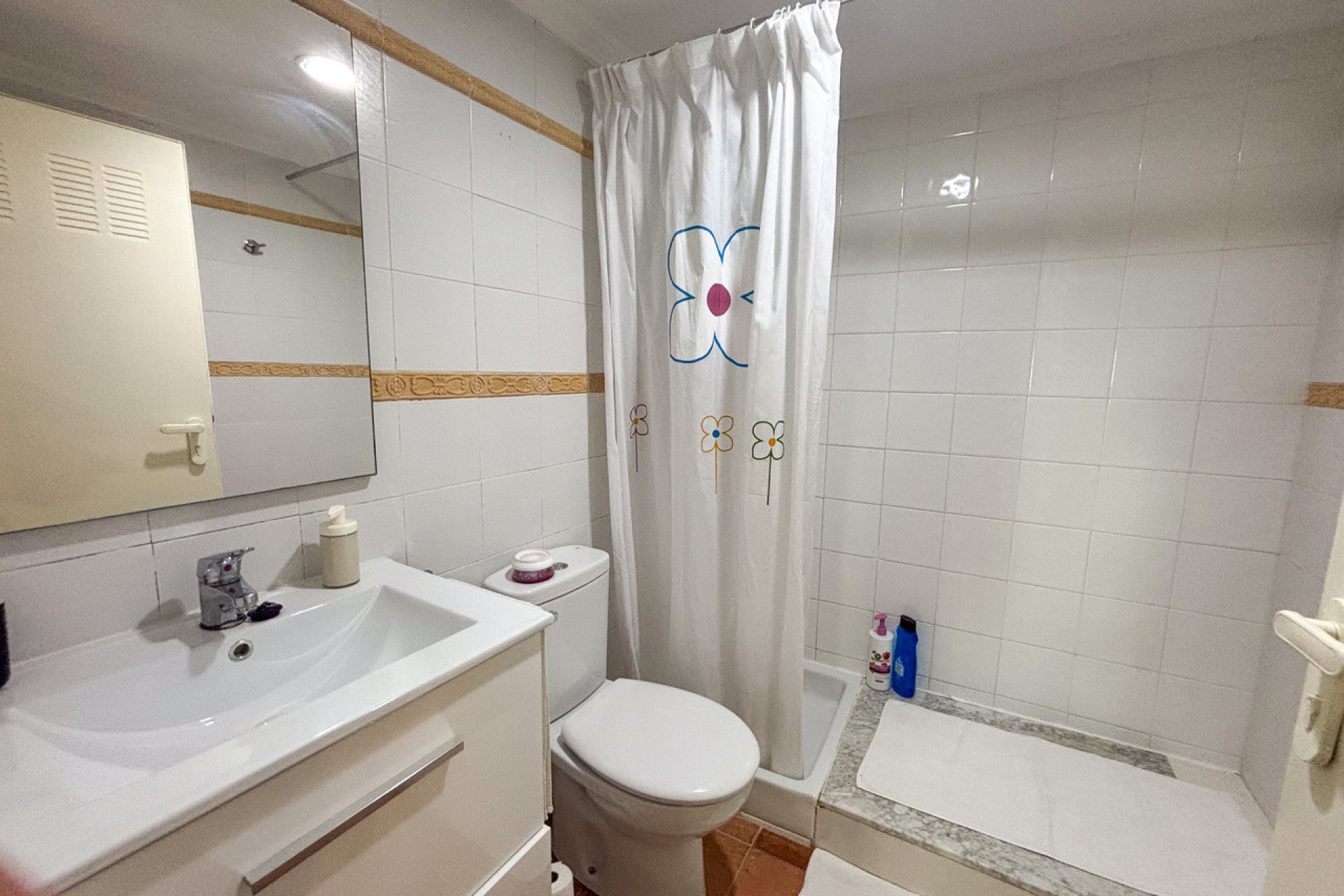 Resale - House - Jacarilla