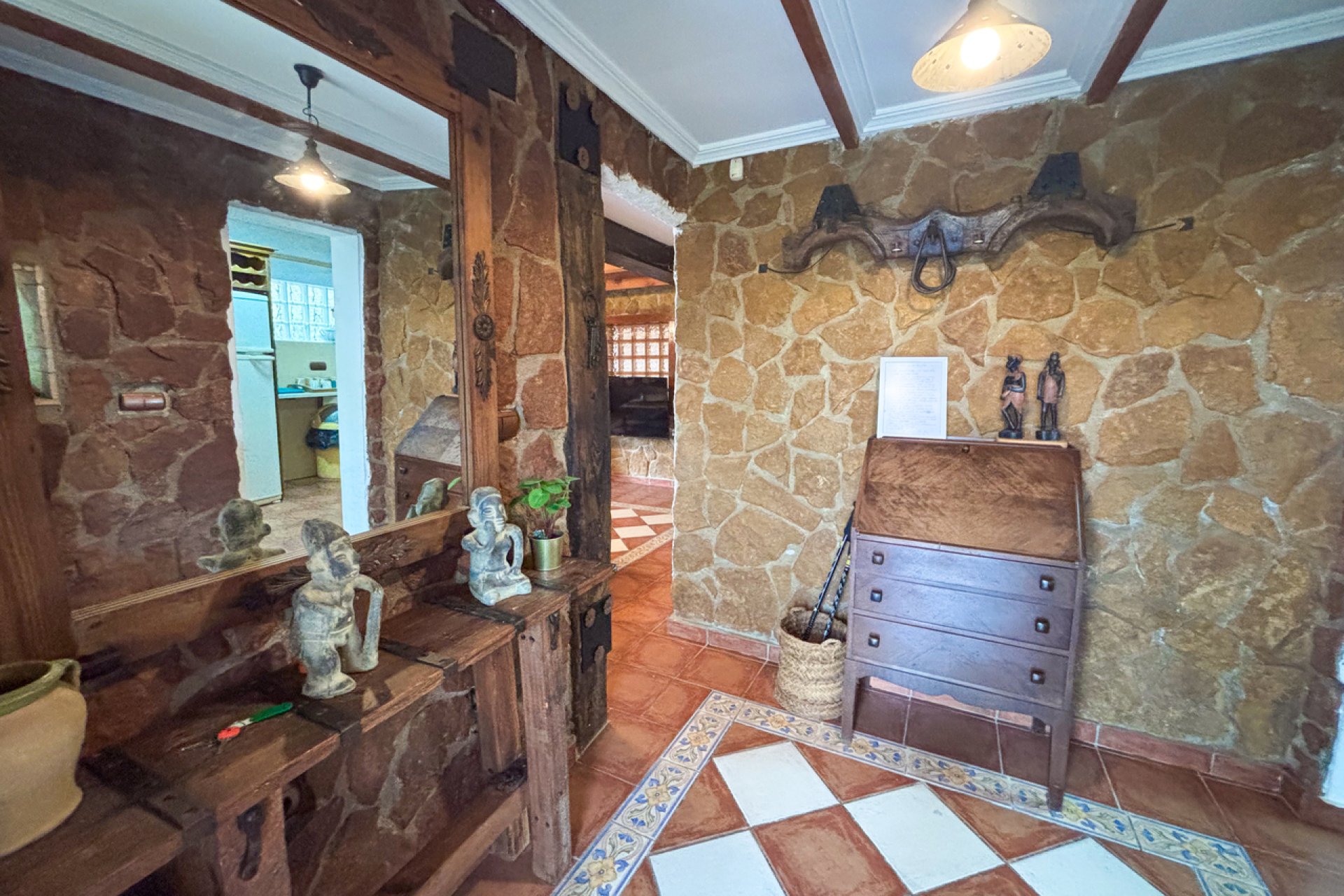 Resale - House - Jacarilla