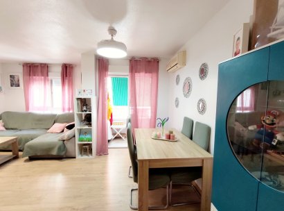 Apartment · Resale - Torrevieja · Alicante · Spain