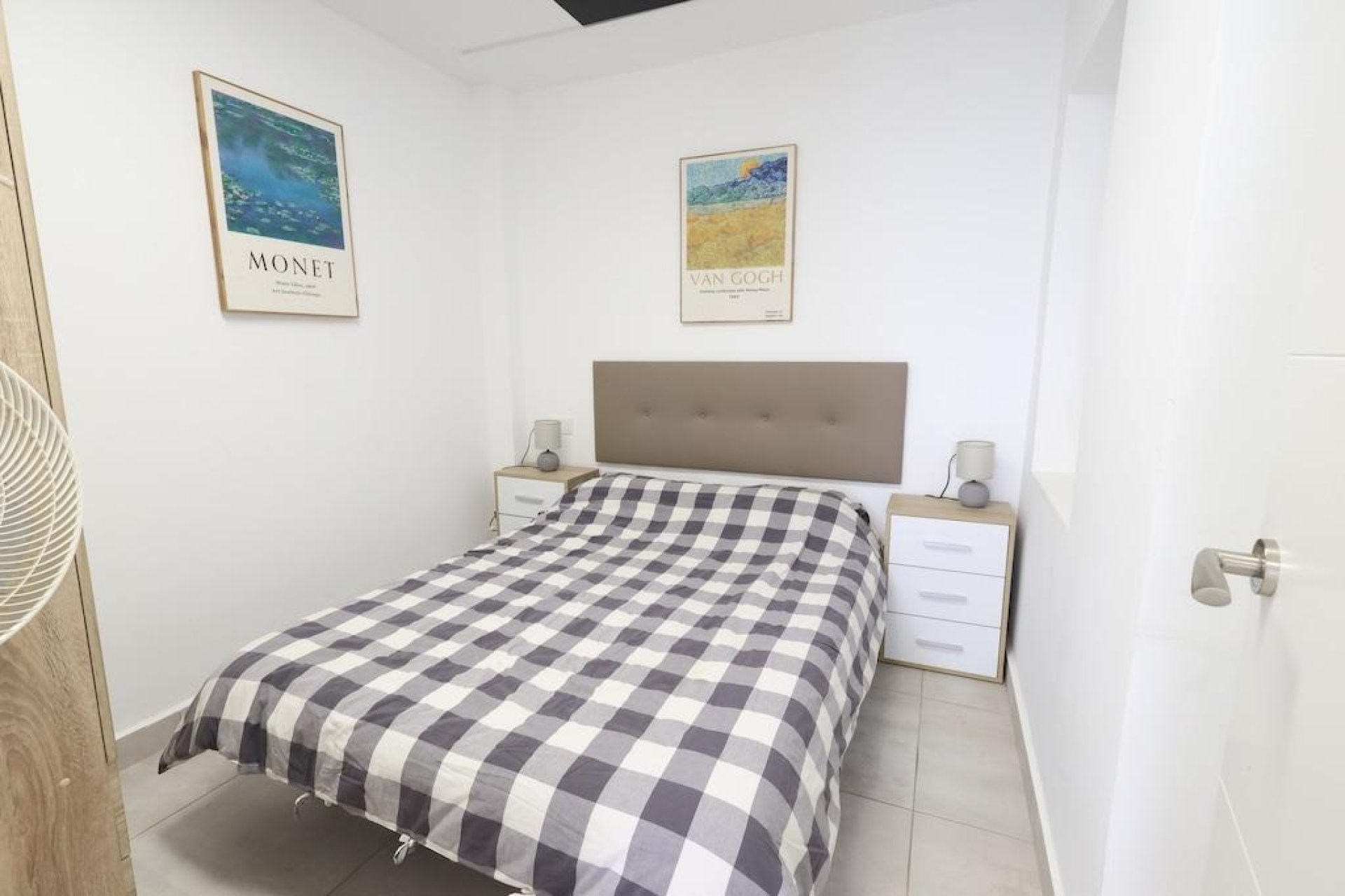 Resale - House - Torrevieja