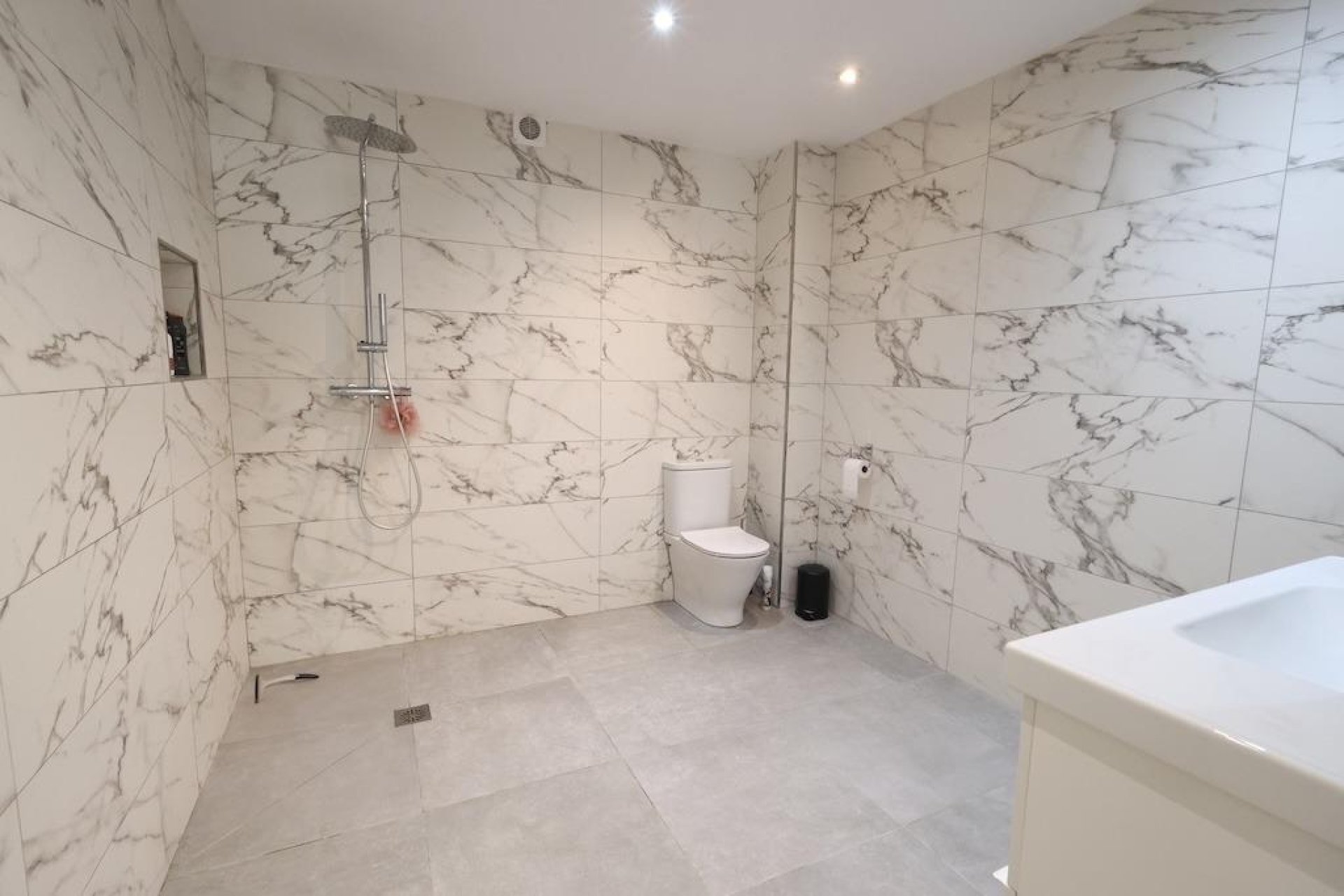 Resale - House - Torrevieja