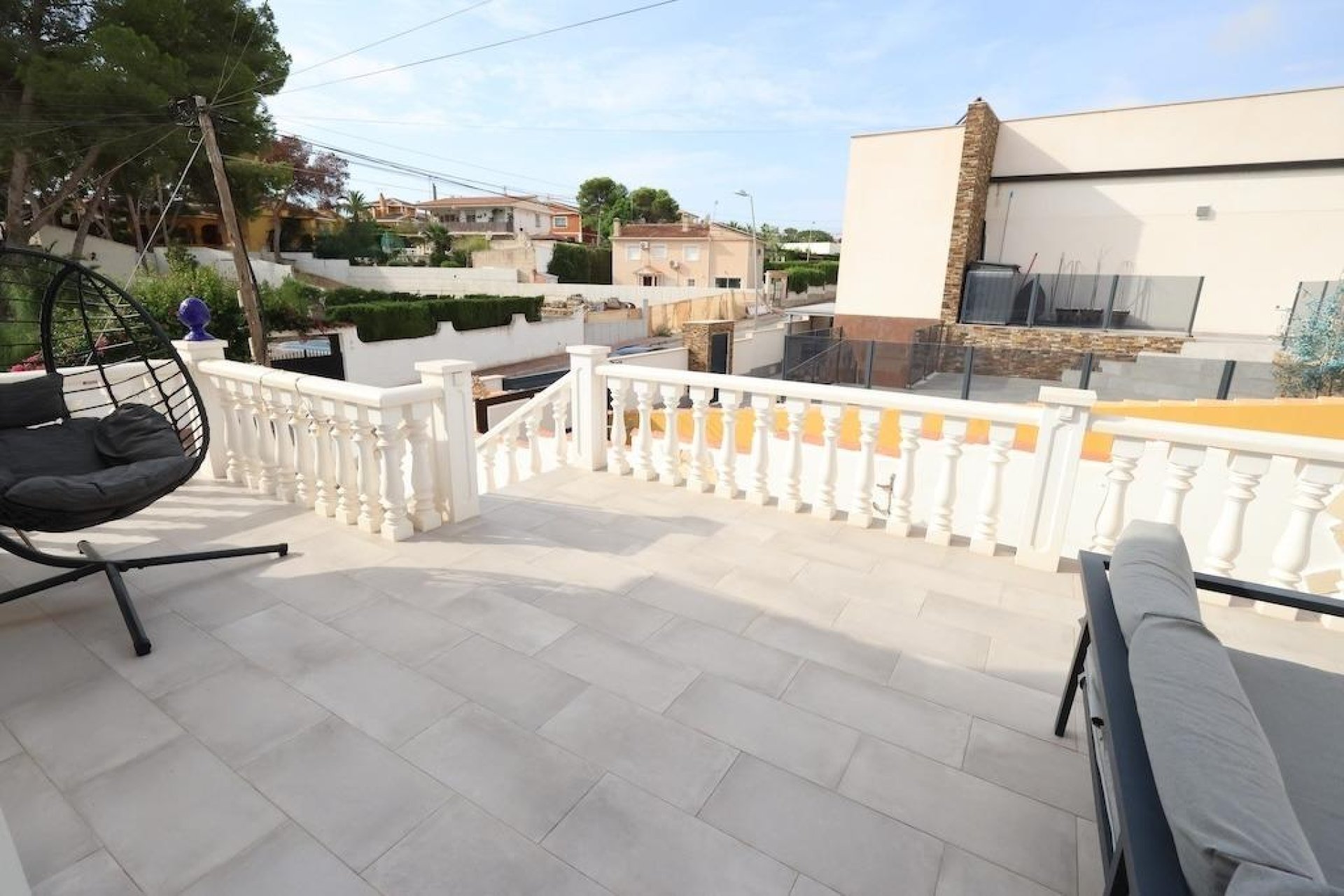 Resale - House - Torrevieja
