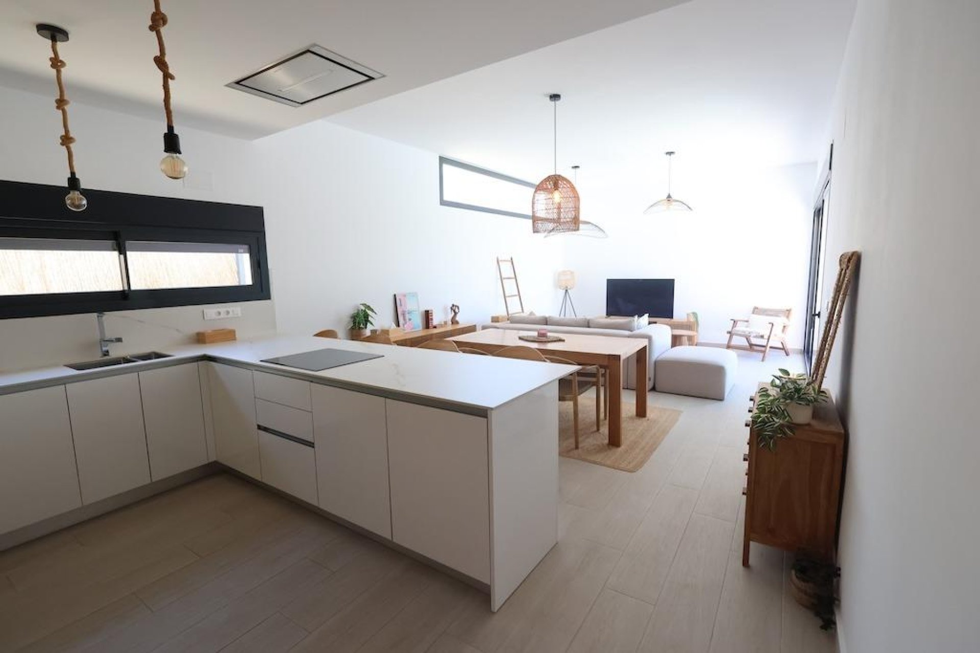 Resale - House - Algorfa