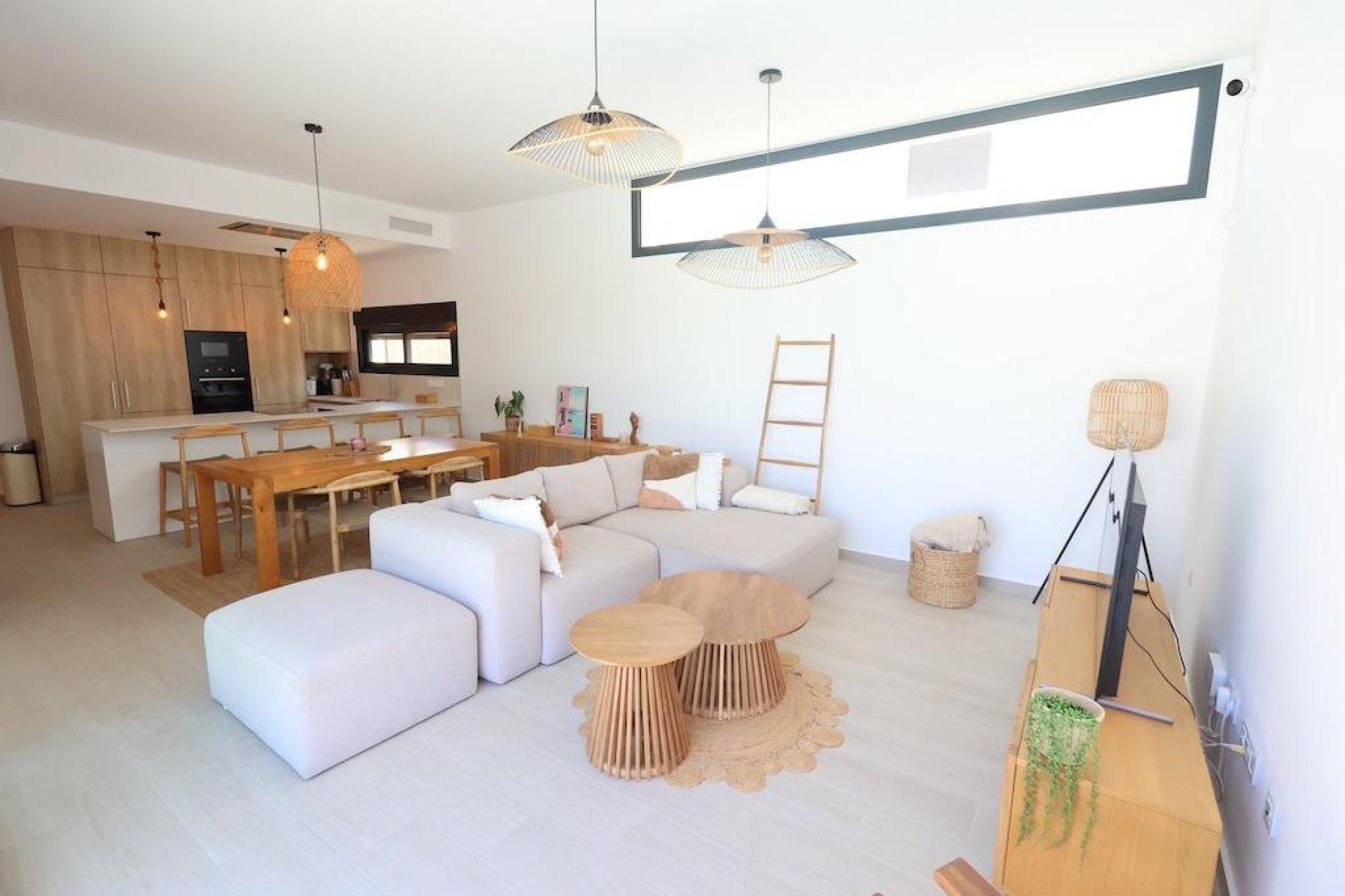 Resale - House - Algorfa