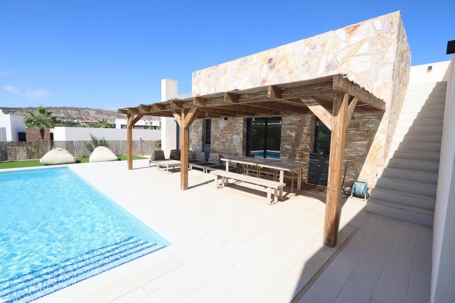 Resale - House - Algorfa