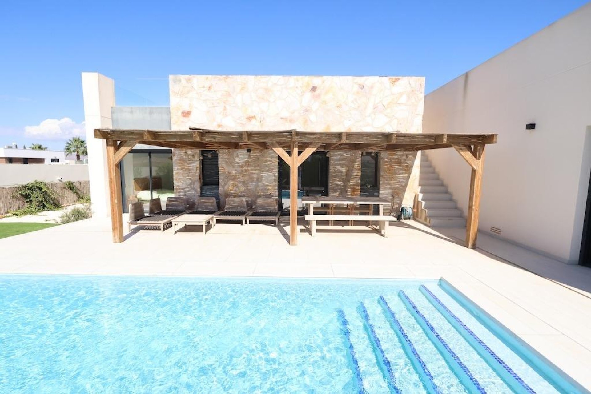 Resale - House - Algorfa