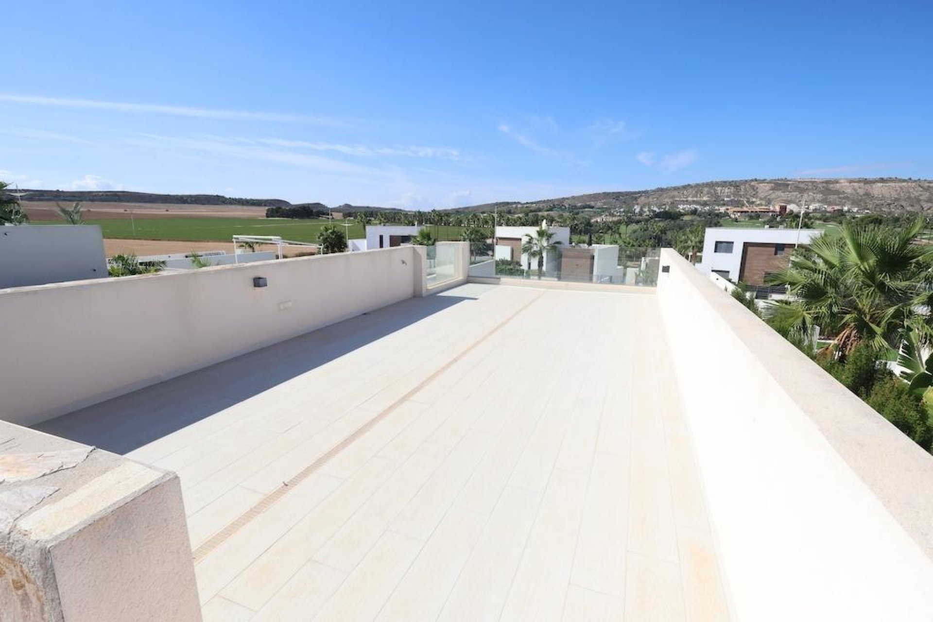 Resale - House - Algorfa