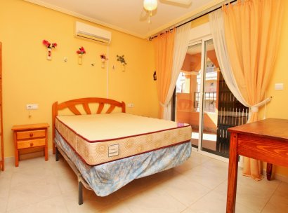 Wohnung · Wiederverkauf - Orihuela Costa · Playa Flamenca · Alicante · Spanien