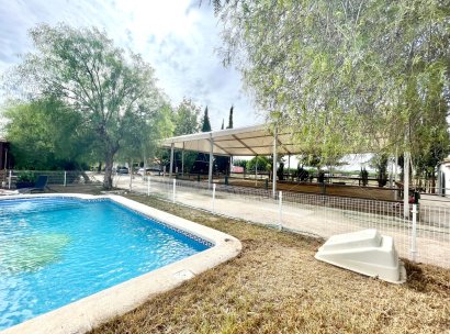 Finca · Wiederverkauf - Orihuela · Alicante · Spanien