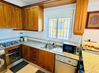Woning · Herverkoop - La Herrada · Alicante · Spanje