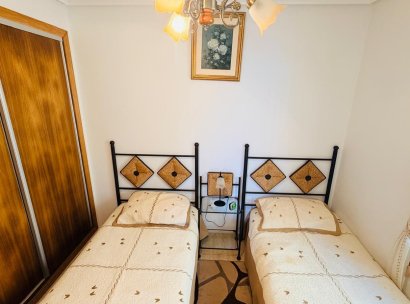 Woning · Herverkoop - La Herrada · Alicante · Spanje