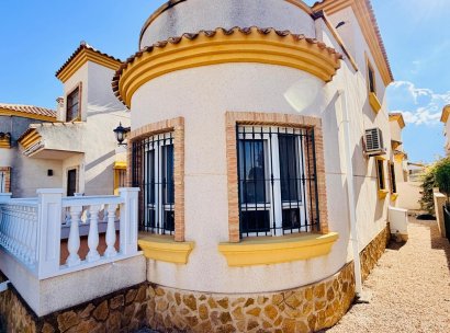 Woning · Herverkoop - La Herrada · Alicante · Spanje
