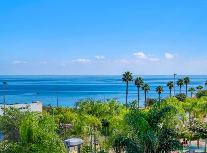 Appartement · Herverkoop - Mil Palmeras · Alicante · Spanje