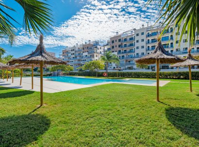 Appartement · Herverkoop - Mil Palmeras · Alicante · Spanje