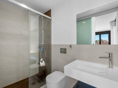 Appartement · Herverkoop - Mil Palmeras · Alicante · Spanje
