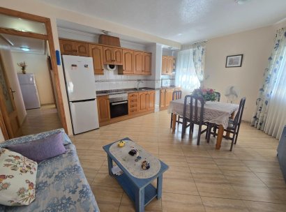 Appartement · Herverkoop - Torrevieja · Playa del Cura · Alicante · Spanje
