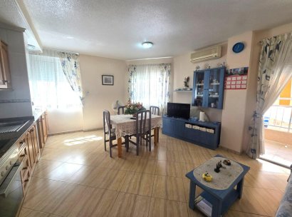 Appartement · Herverkoop - Torrevieja · Playa del Cura · Alicante · Spanje