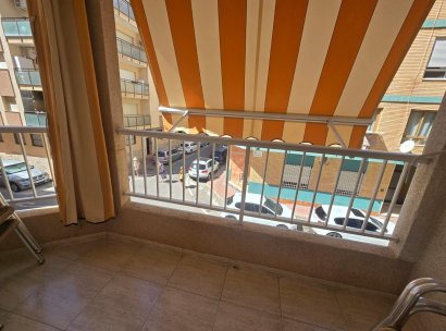 Appartement · Herverkoop - Torrevieja · Playa del Cura · Alicante · Spanje