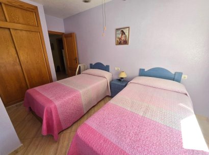 Appartement · Herverkoop - Torrevieja · Playa del Cura · Alicante · Spanje