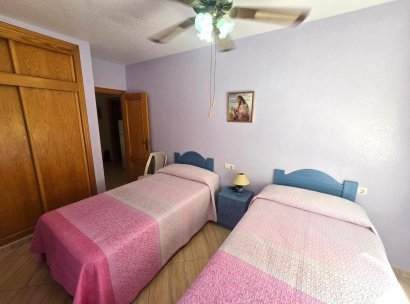 Appartement · Herverkoop - Torrevieja · Playa del Cura · Alicante · Spanje