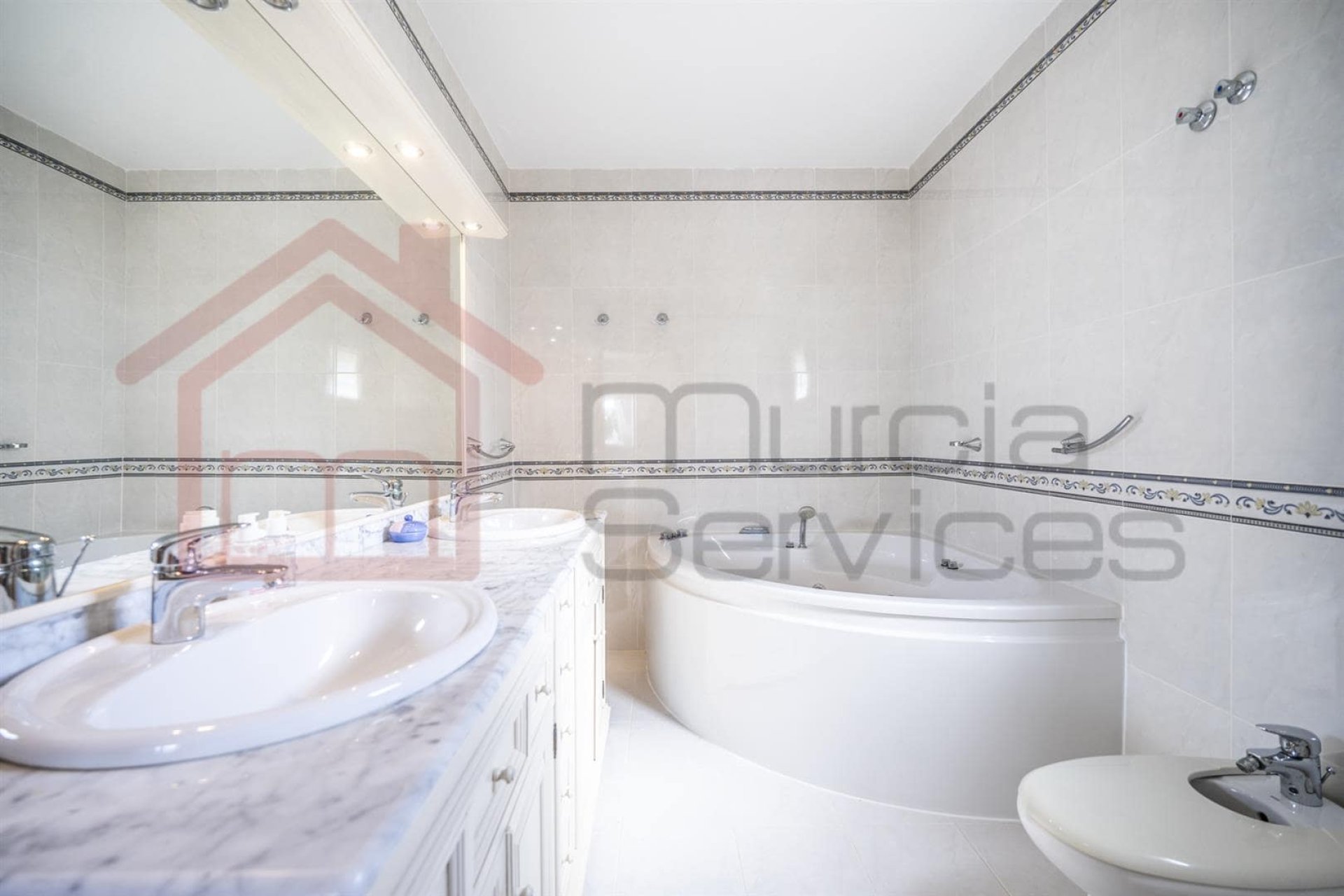 Herverkoop - Woning - Gea y Truyols