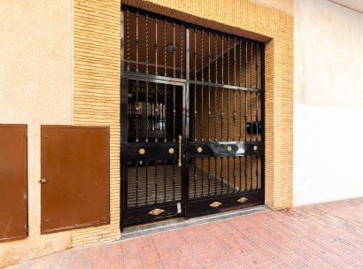 Appartement · Herverkoop - Torrevieja · Estacion de autobuses · Alicante · Spanje