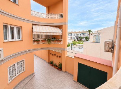 Appartement · Herverkoop - Torrevieja · Estacion de autobuses · Alicante · Spanje