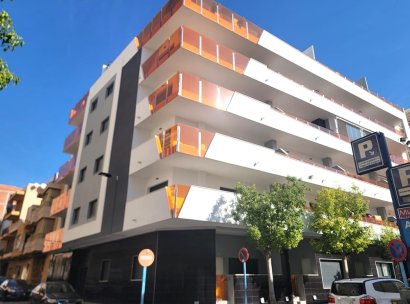 Appartement · Herverkoop - Torrevieja · Playa del Cura · Alicante · Spanje