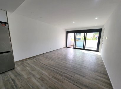 Appartement · Herverkoop - Torrevieja · Playa del Cura · Alicante · Spanje