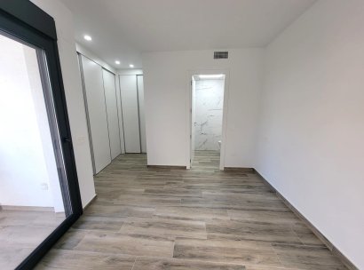 Appartement · Herverkoop - Torrevieja · Playa del Cura · Alicante · Spanje