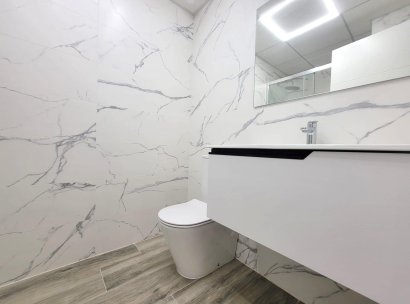 Appartement · Herverkoop - Torrevieja · Playa del Cura · Alicante · Spanje
