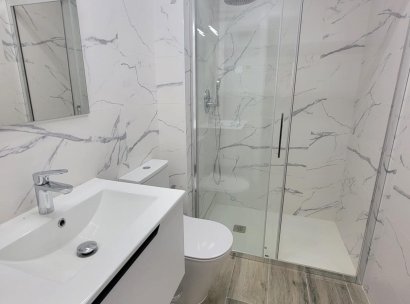 Appartement · Herverkoop - Torrevieja · Playa del Cura · Alicante · Spanje