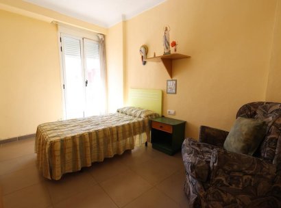 Appartement · Herverkoop - Torrevieja · Centro · Alicante · Spanje