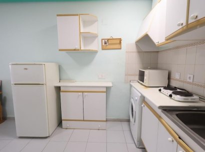 Appartement · Herverkoop - Torrevieja · La Siesta - El Salado - Torreta · Alicante · Spanje