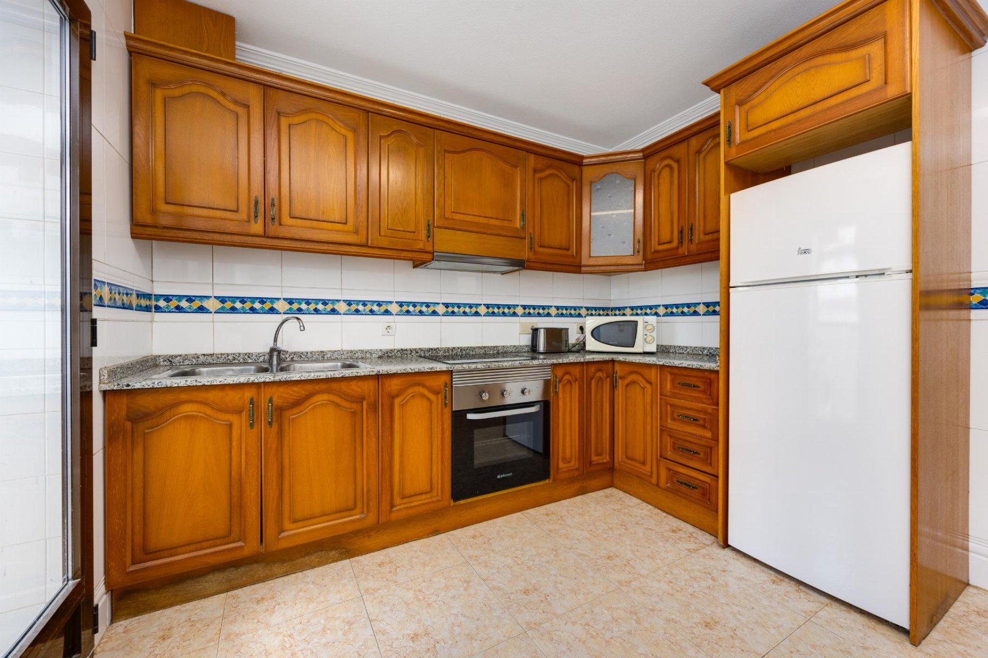 Resale - Apartment - San Miguel de Salinas