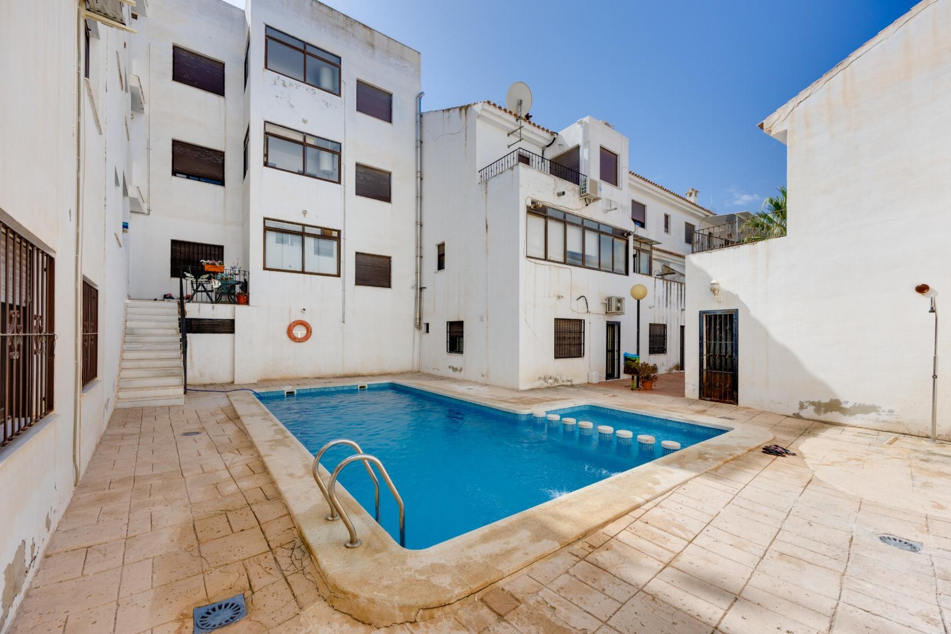 Resale - Apartment - San Miguel de Salinas