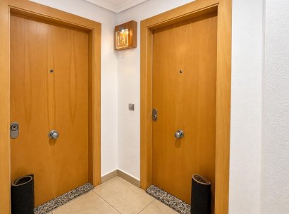 Appartement · Herverkoop - Torrevieja · La Mata pueblo · Alicante · Spanje