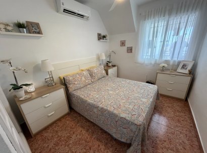 Appartement · Herverkoop - Orihuela · Entre Naranjos Vistabella · Alicante · Spanje